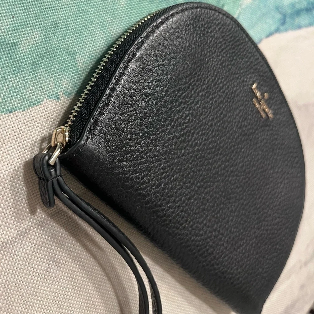 Kate Spade Black Half Moon Leather Wristlet - Picture 3 of 9